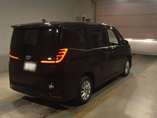 TOYOTA NOAH 2022
