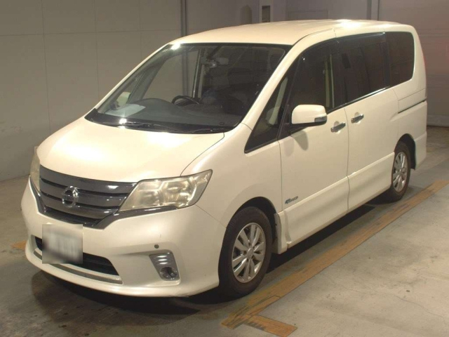 NISSAN SERENA 2013