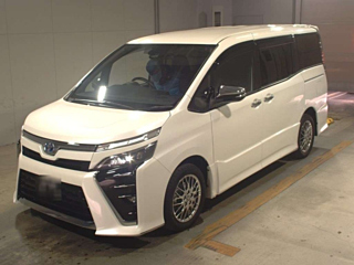 TOYOTA VOXY 2021