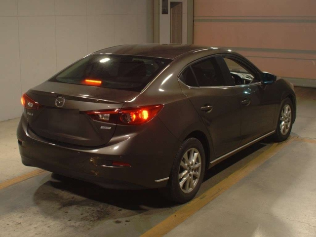 MAZDA AXELA 2016
