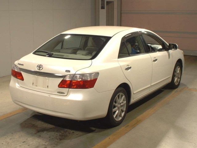 TOYOTA PREMIO 2008
