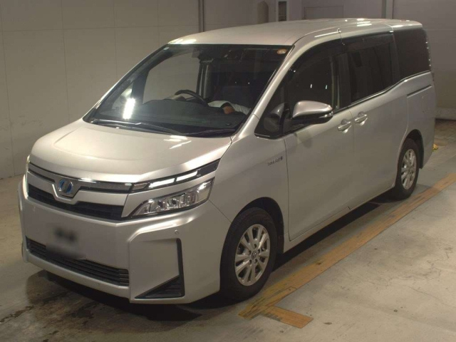 TOYOTA VOXY 2018