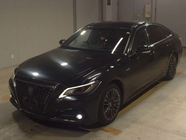 TOYOTA CROWN 2020