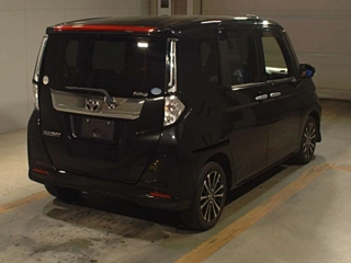 TOYOTA ROOMY 2020