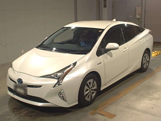 TOYOTA PRIUS 2016