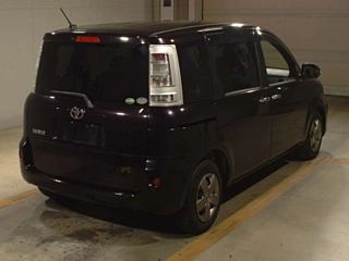 TOYOTA SIENTA 2012