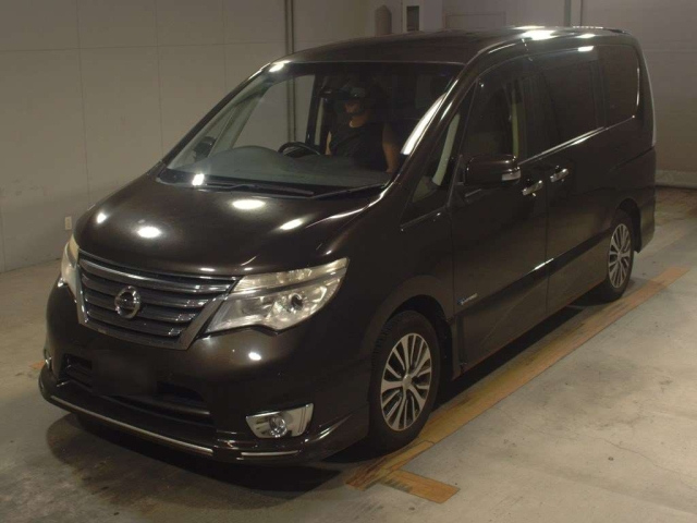 NISSAN SERENA 2015