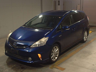 TOYOTA PRIUS ALPHA 2012