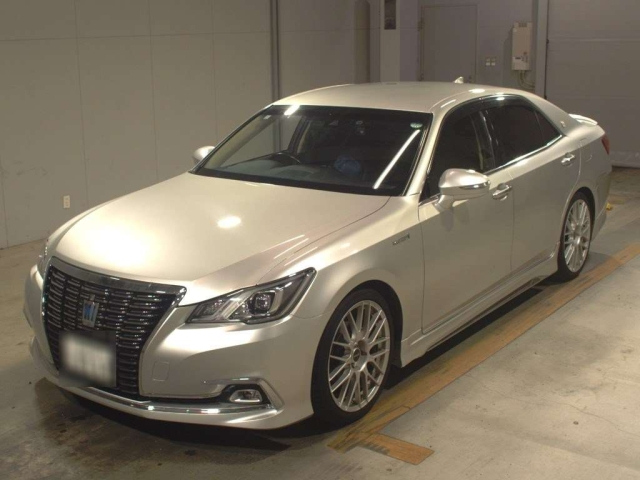 TOYOTA CROWN 2017