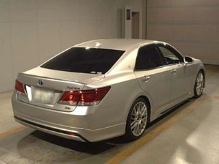 TOYOTA CROWN 2017
