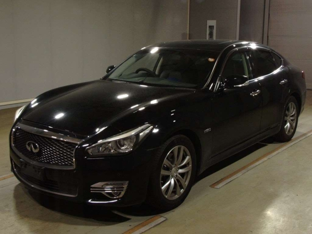 NISSAN FUGA 2016