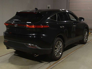 TOYOTA HARRIER 2022