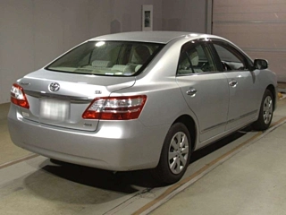 TOYOTA PREMIO 2012