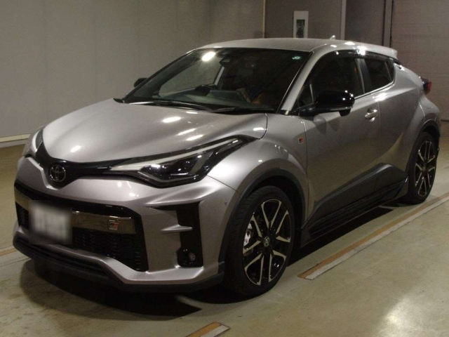 TOYOTA C-HR 2021