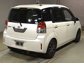 TOYOTA SPADE 2013