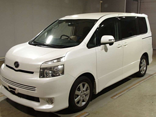 TOYOTA VOXY 2009