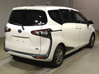 TOYOTA SIENTA 2016