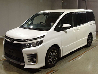 TOYOTA VOXY 2016