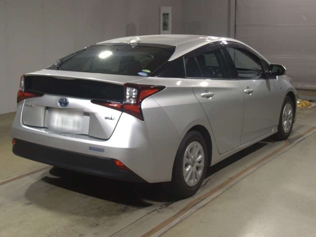 TOYOTA PRIUS 2019