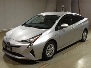 TOYOTA PRIUS 2018