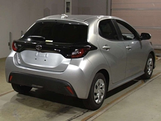 TOYOTA YARIS 2024