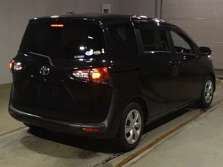 TOYOTA SIENTA 2021