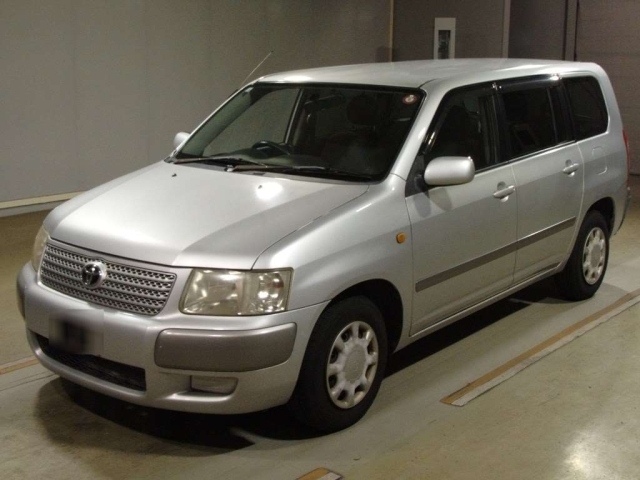 TOYOTA SUCCEED 2010