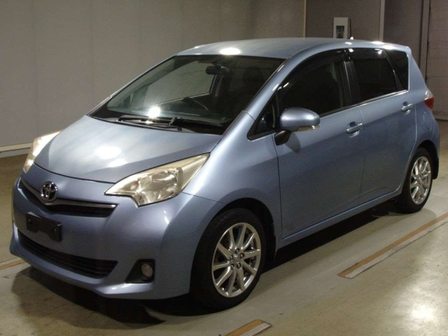 TOYOTA RACTIS 2012