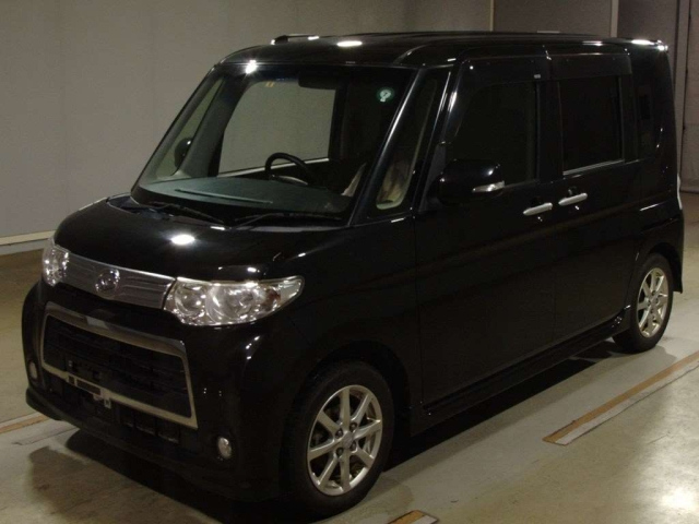 DAIHATSU TANTO 2012