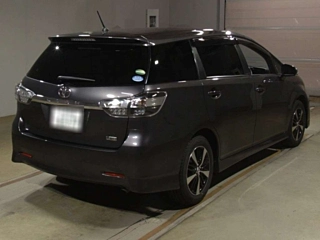 TOYOTA WISH 2014