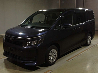 TOYOTA VOXY 2016
