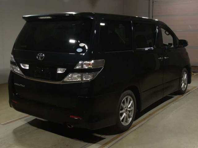 TOYOTA VELLFIRE 2011
