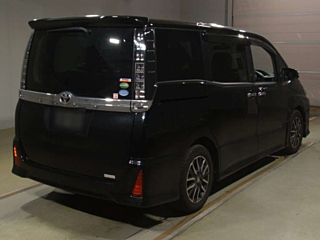 TOYOTA VOXY 2015