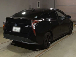 TOYOTA PRIUS 2016