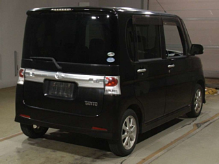 DAIHATSU TANTO 2008
