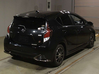 TOYOTA AQUA 2019