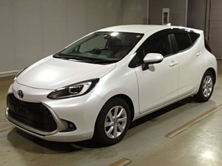 TOYOTA AQUA 2022