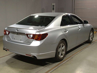 TOYOTA MARK X 2011