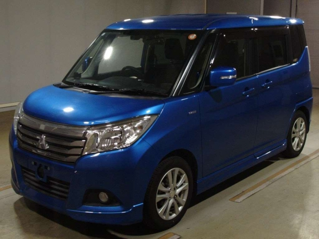 MITSUBISHI DELICA D2 2018