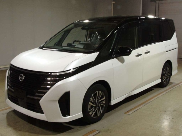 NISSAN SERENA 2023