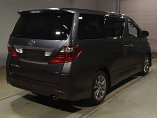 TOYOTA ALPHARD 2009