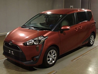 TOYOTA SIENTA 2017