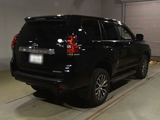 TOYOTA LAND CRUISER PRADO 2019