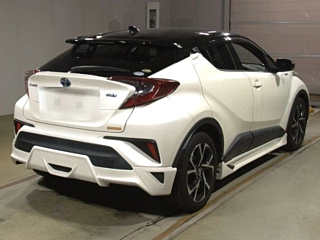 TOYOTA C-HR 2018