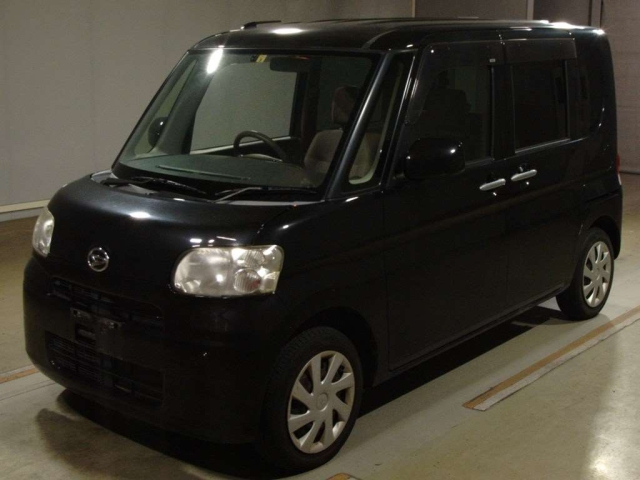 DAIHATSU TANTO 2012