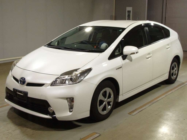 TOYOTA PRIUS 2014
