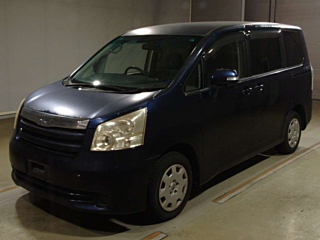 TOYOTA NOAH 2009