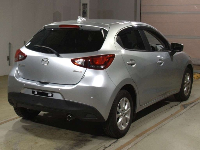 MAZDA DEMIO 2020