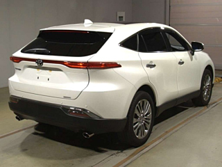 TOYOTA HARRIER 2022