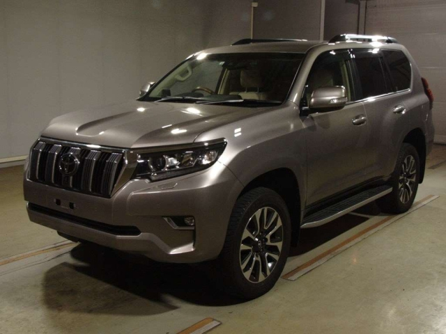 TOYOTA LAND CRUISER PRADO 2022